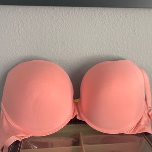 Adrienne Vittadini Pink Bra 42D Never worn